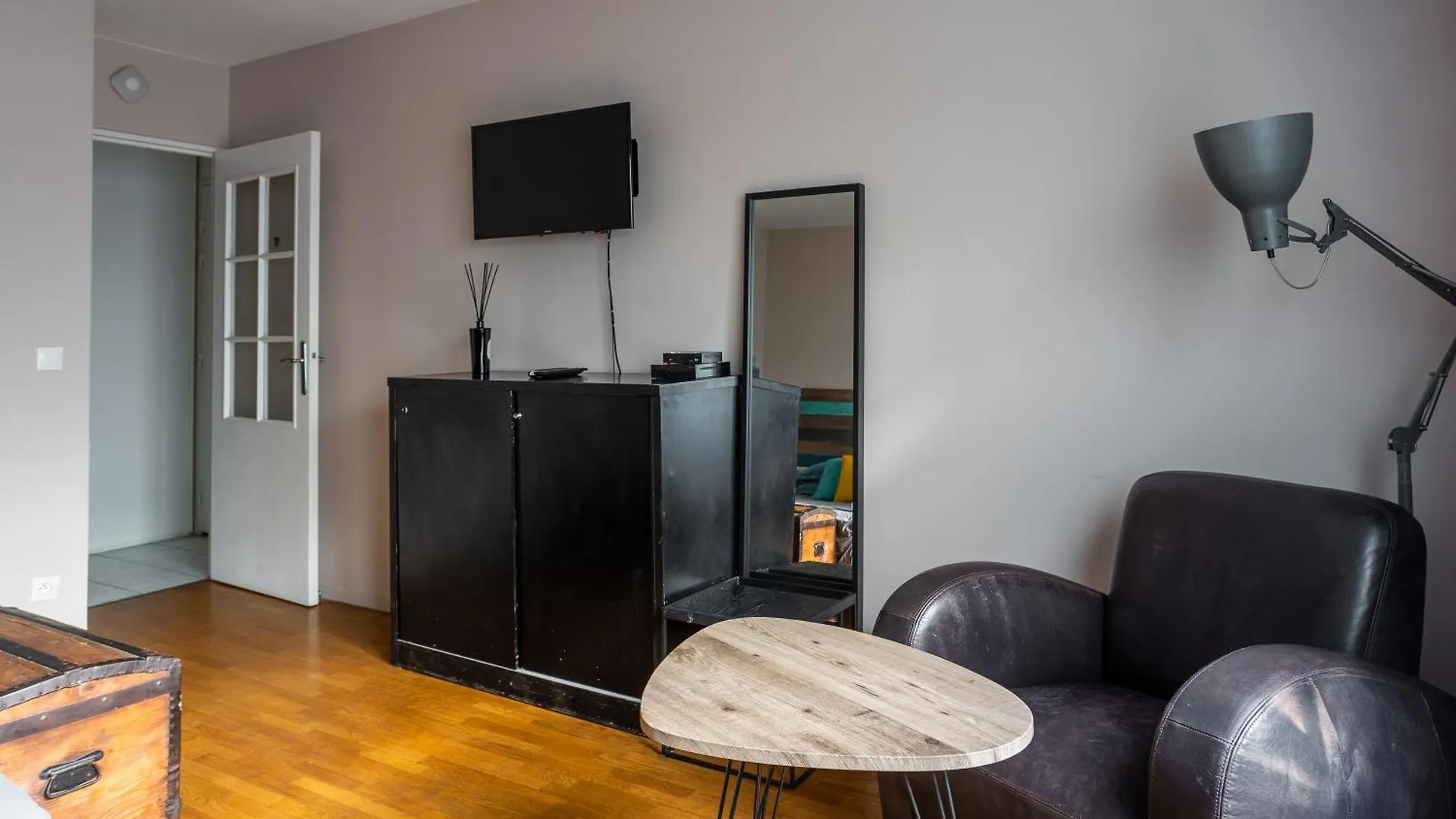 Calme Et Accueillant Metro Charonne Apartamento